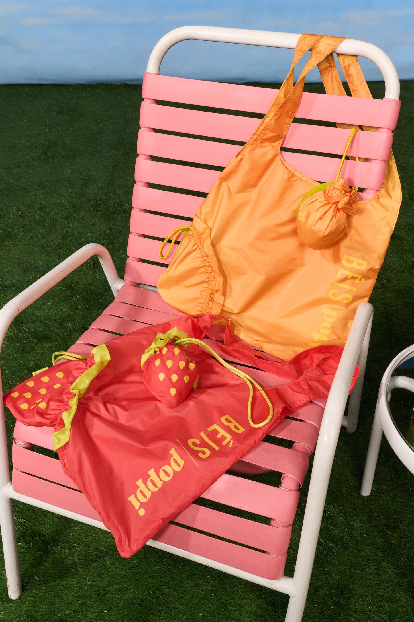 BÉIS x poppi The Reusable Shopping Tote in Mango