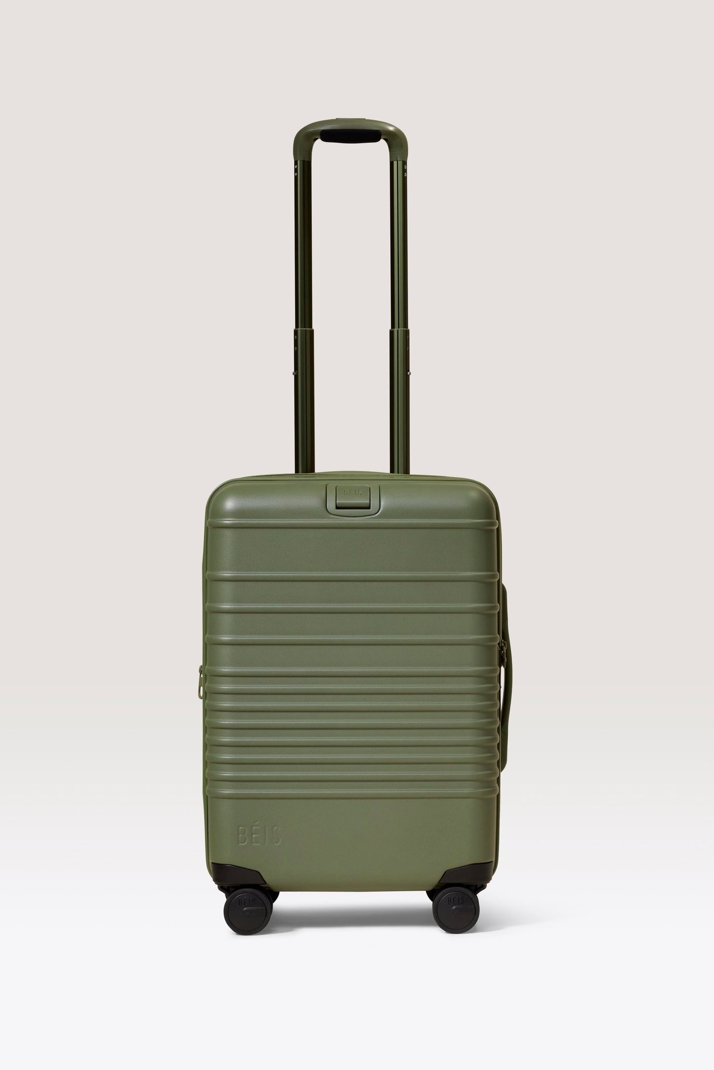 The Medium Luggage Starter Set