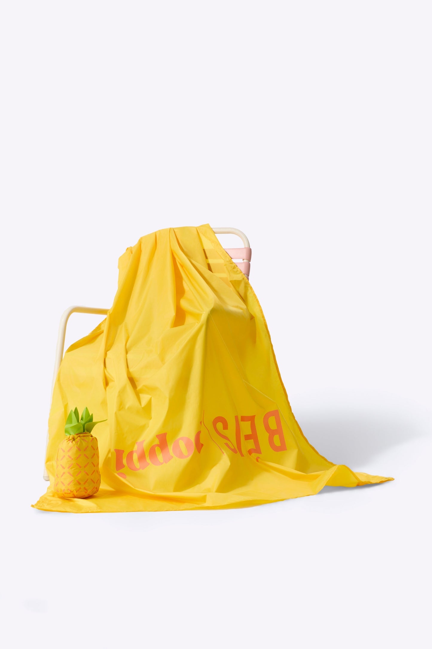 BÉIS x poppi The Beach Blanket in Pineapple