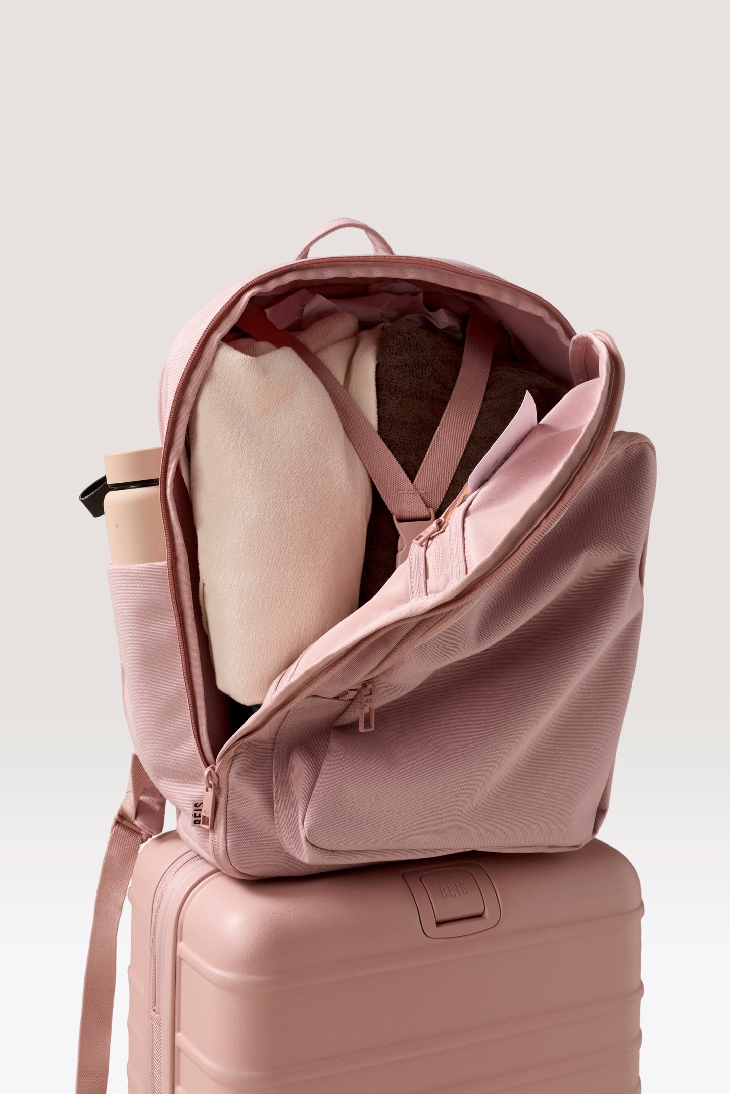 The Travel Backpack in Atlas Pink