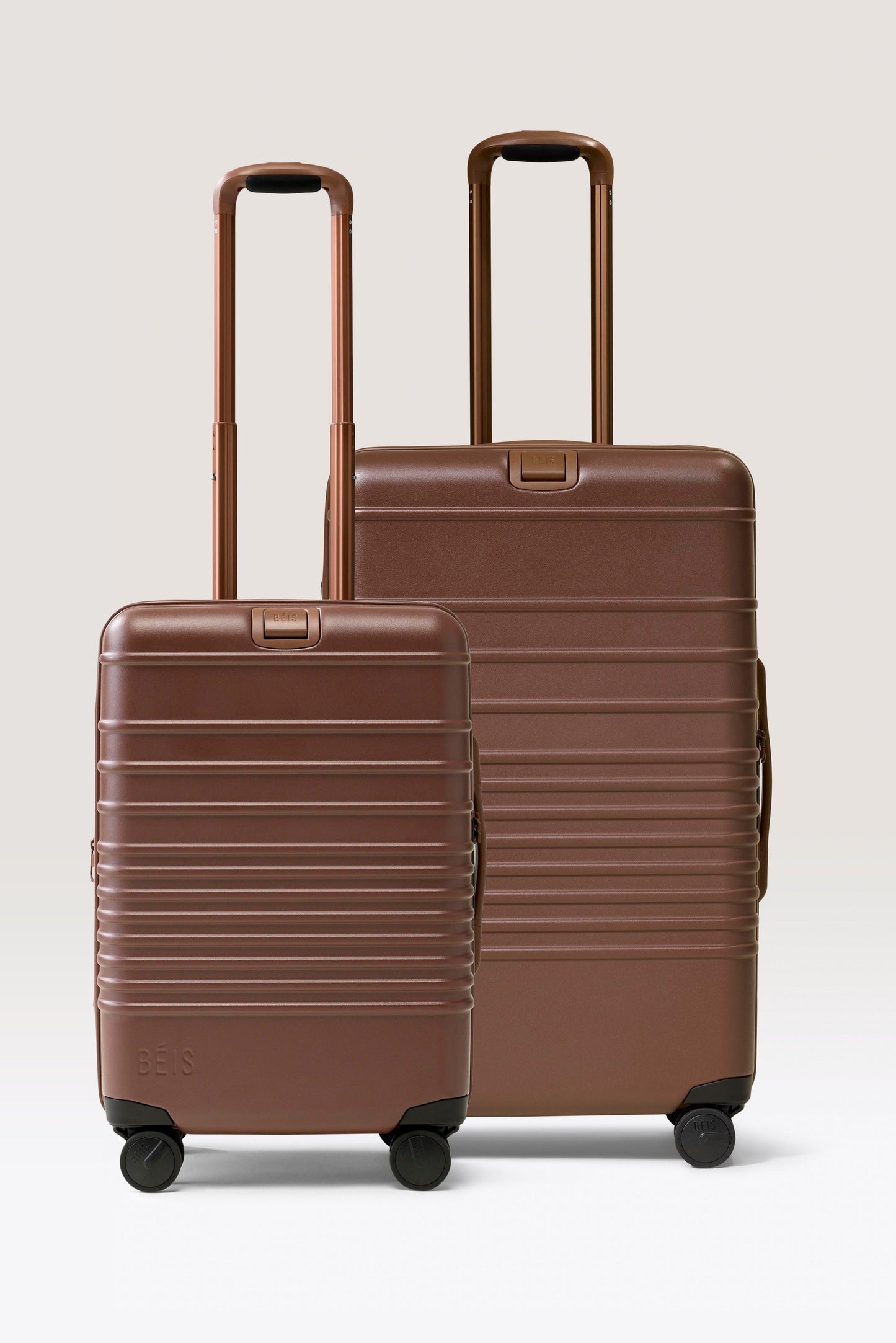 The Medium Luggage Starter Set