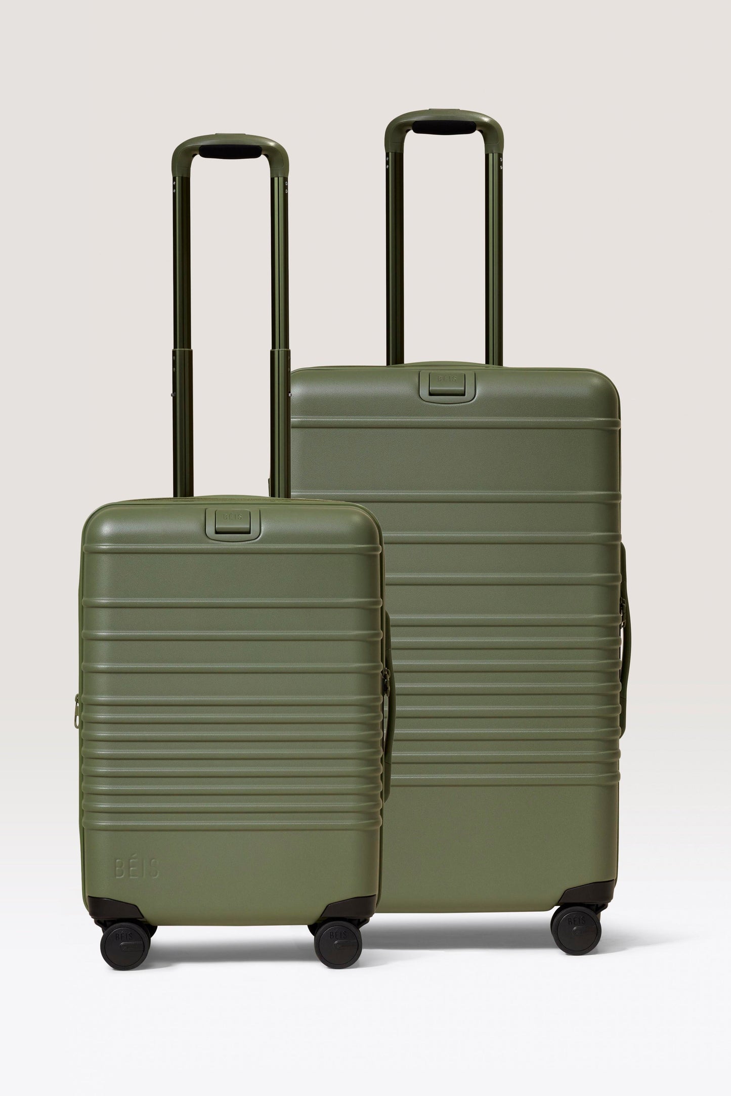 The Medium Luggage Starter Set